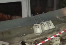 Κακοκαιρία: Εικόνες καταστροφής στον Άλιμο – Διαλύθηκε πρόσοψη πολυκατοικίας και άνδρας ανέβηκε στον «ουρανό» αυτοκινήτου alimos 1200x630.jpg