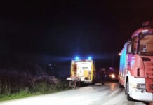 Άρτα: Νεκρός οδηγός φορτηγού που μετέφερε λάδια και ανατράπηκε στην Ιόνια Οδό arta troxaio 09122025 1200x630.jpg