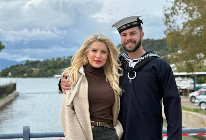 b1197046e129e874a313c0c726dfa2cb L.jpg