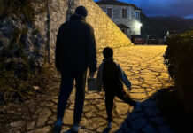 b7c1499ade170b078c16d07849ce2bed L.jpg