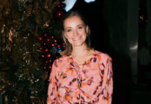 b86a07852151b0b19e361d60717d0516 L.jpg