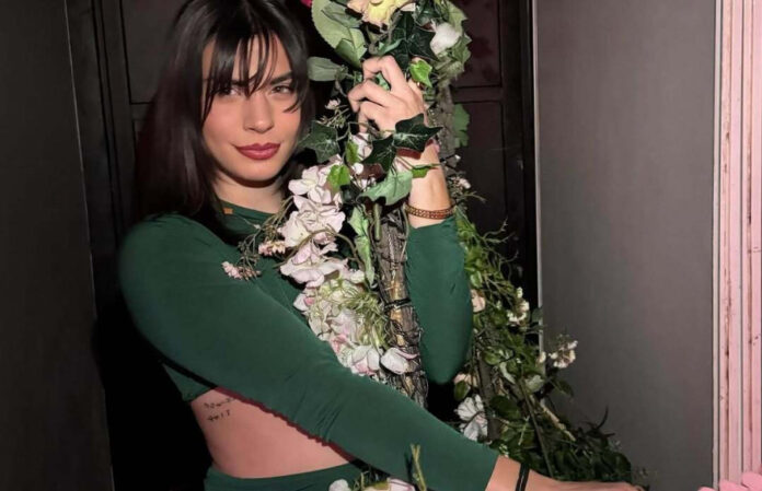 b9449699f69b16bd0a7886c457ab5568 L.jpg b9449699f69b16bd0a7886c457ab5568 L.jpg