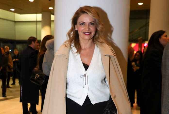 b9d3beb021c8e79c54b1c45f8df2c5cc L.jpg