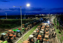 Μπλόκα αγροτών: Εντείνονται οι κινητοποιήσεις, αποκλεισμένη σε πολλά σημεία η χώρα bloko eurok 1200x630.jpg