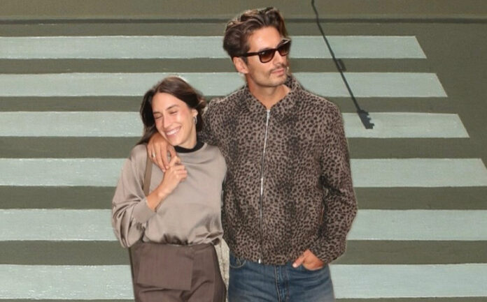 c016ac47902f8876f80245e3a926a8e6 L.jpg