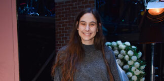 c08d26074696944f10f44c19637ed9b0 L.jpg