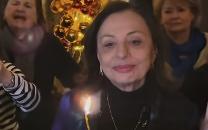 c1d7aaa3fa71b5b927d6aa364e1b14f5 L.jpg