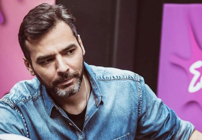 c4237d5fceeb0fe2a0b5c75050b94f66 L.jpg