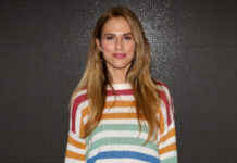 Ντορέττα Παπαδημητρίου: Έκανε πρεμιέρα με τον Γεροντιδάκη στο κοινό, δηλώνοντας «είμαι σε μια πολύ καλή στιγμή της ζωής μου» cc29db98b6f76db9250c1e9ad31020bd L.jpg