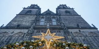 christmas star 1200x630.jpg