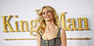 claudia schiffer 1200x630.jpg