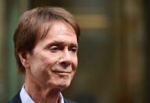 Ο σερ Κλιφ Ρίτσαρντ για τον καρκίνο του προστάτη: «Δεν ξέρω αν θα επιστρέψει» λέει ο θρυλικός τραγουδιστής cliffrichard apempe 1200x630.jpg