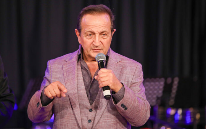 d01552b5fa81f4465f3700b88b06626e L.jpg