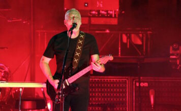 david gilmour ap 1200x630.jpg