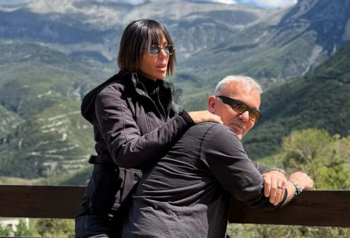 dbe68dcca4c9d861c5c4c8291aef72be L.jpg