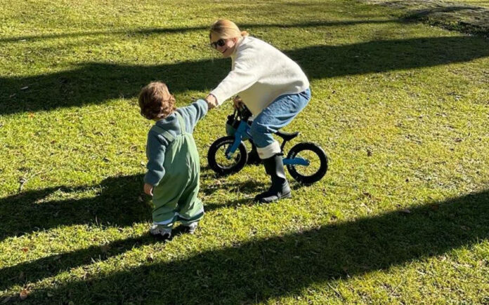 dc93ed362057070b1569051f119a366c L.jpg