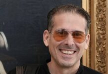 Ο Διαμαντής Καραναστάσης επιστρέφει στο θέατρο μετά την αποχώρησή του από την Πλεύση Ελευθερίας diamantis karanastasis 1 1200x630.jpg