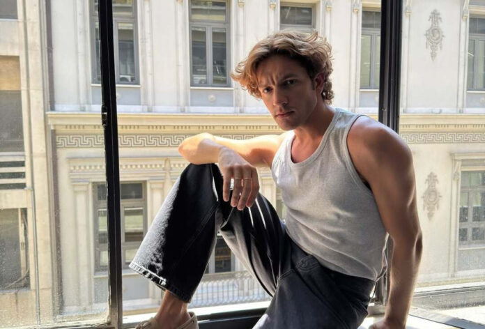 e42b9e07677d30f4c568caa99b47e083 L.jpg