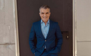 e7137ed407c3642bb21b75a7f5a9a0fa L.jpg