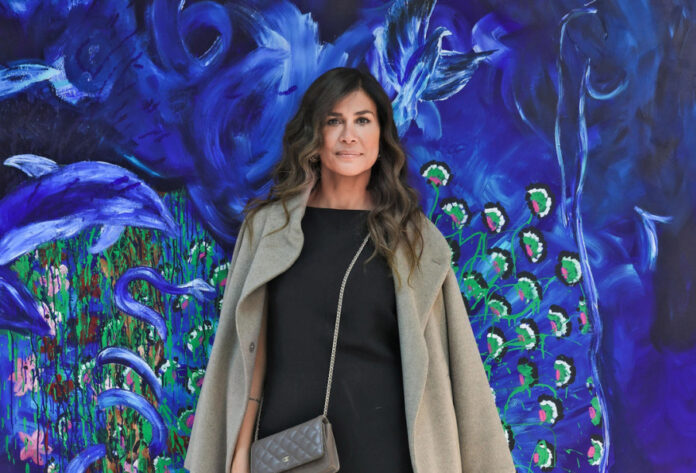 e9e71d1386595513b63c50f79252effb L.jpg