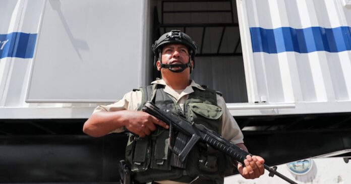 ecuador police 29122025 1200x630.jpg