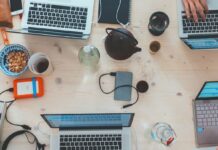 eleutheroi epaggelmaties 1.jpg