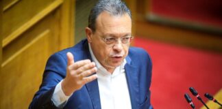 famellos 2 1200x630.jpg