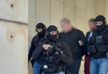 Διπλή δολοφονία στη Φοινικούντα: Οι κατηγορίες για τον ανιψιό του ιδιοκτήτη του κάμπινγκ, τον επιχειρηματία και τον συνεργάτη foinikounta syllifthentes4 1200x630.jpg