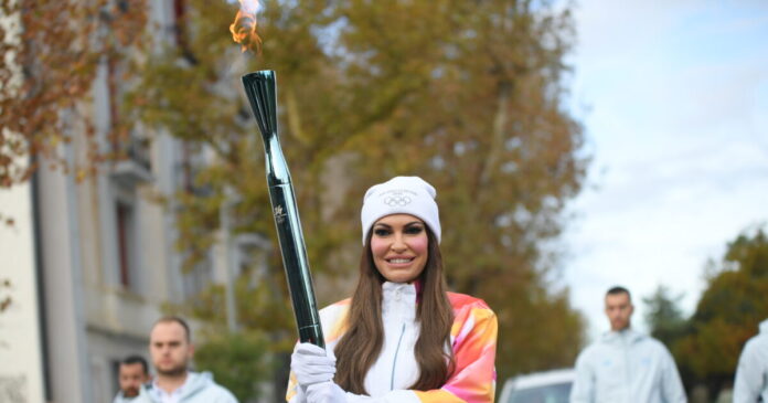 gilfoil 1200x630.jpg