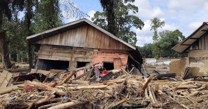 indonesia flood 5 1200x630.jpg
