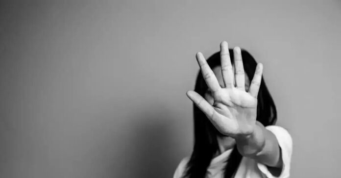 istock woman 1200x630.jpg