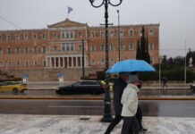 Καιρός σήμερα: Καταιγίδες σε Κρήτη και Κυκλάδες – Βελτίωση στα βόρεια και δυτικά kairos 52 1200x630.jpg