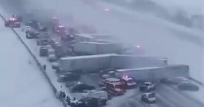 karampola intianapoli 1 1200x630.jpg