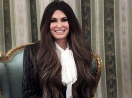 Κίμπερλι Γκιλφόιλ: «Νιώθω τυχερή που θα γιορτάσω τα πρώτα μου Χριστούγεννα στην Αθήνα» kiberly ndp 1200x630.jpg