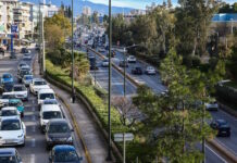 Κίνηση στους δρόμους: Στο «κόκκινο» Κηφισός, Κηφισίας και Αττική Οδός – Καθυστερήσεις και στο κέντρο της Αθήνας kinisi 2 2 1200x630.jpg