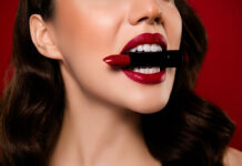 kokkino kragion 1024x683.jpg