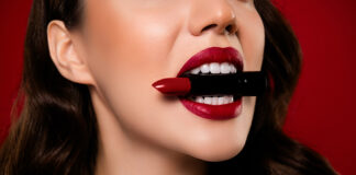 kokkino kragion 1024x683.jpg