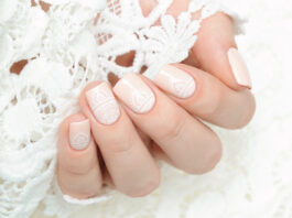 lace nails.jpg