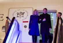 Μπριζίτ Μακρόν: Οι 3 πιο κακές στιγμές της – Το πρωτόκολλο, το χαστούκι στον Μακρόν και οι «βρωμιάρες σκύλες» macron 1 1200x630.jpg