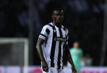 Ο Μαντί Καμαρά ξεπέρασε τον Πρέντραγκ Τζόρτζεβιτς και έγινε ο πρώτος ξένος σε συμμετοχές στην Ευρώπη με ελληνικές ομάδες mandy camara 1200x630.jpg