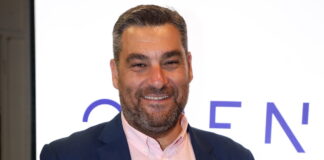 manos niflis 1 1200x630.jpg