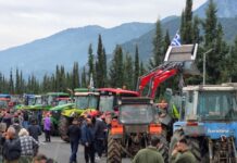 Μπλόκα αγροτών: Κλειστή η Εθνικής Οδού Αθηνών – Λαμίας, αύριο κλείνει και το Κάστρο στη Βοιωτία mploko mpralos ape3 1 1200x630.jpg