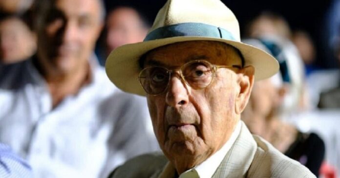 nikos lazaridis 1200x630.jpg