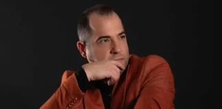 nikos nikolakopoulos.webp.webp.webp.webp