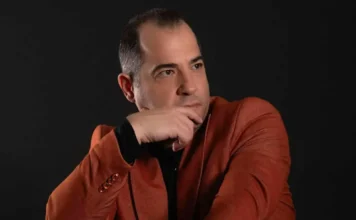 nikos nikolakopoulos.webp.webp.webp.webp