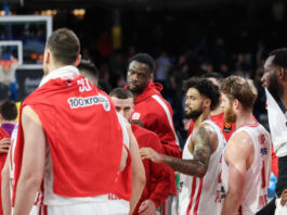 Ο Ολυμπιακός ευχαρίστησε τον κόσμο του μετά την ήττα από την Μπαρτσελόνα: «Δεν εγκαταλείπουμε» olympiacos 9 1200x630.jpg