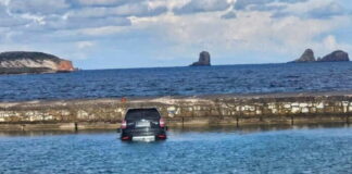 paros aytokinhto3 1200x630.jpg