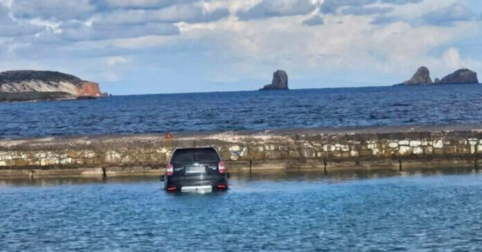 paros aytokinhto3 1200x630.jpg