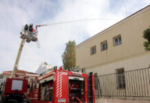 Γλυφάδα: Μαθητές έβαλαν 7 φορές φωτιά στο σχολείο τους μέσα σε 3 ημέρες pirosvestes sxoleio eurok 1200x630.jpg