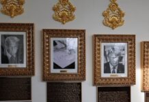 Ο Τραμπ ξαναγράφει την ιστορία κάτω από τα προεδρικά πορτρέτα: Ο «διχαστικός» Ομπάμα, ο «κοιμισμένος» Μπάιντεν και τα σκάνδαλα Κλίντον proedroi 1 1200x630.jpg